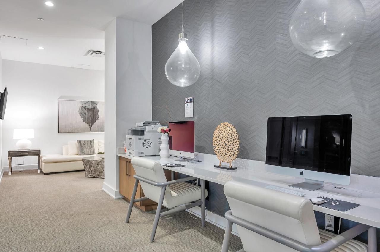 Luxury 1 Bedroom With Den Downtown Tampa Apt - City Views, Rooftop Pool, Workspace Екстериор снимка