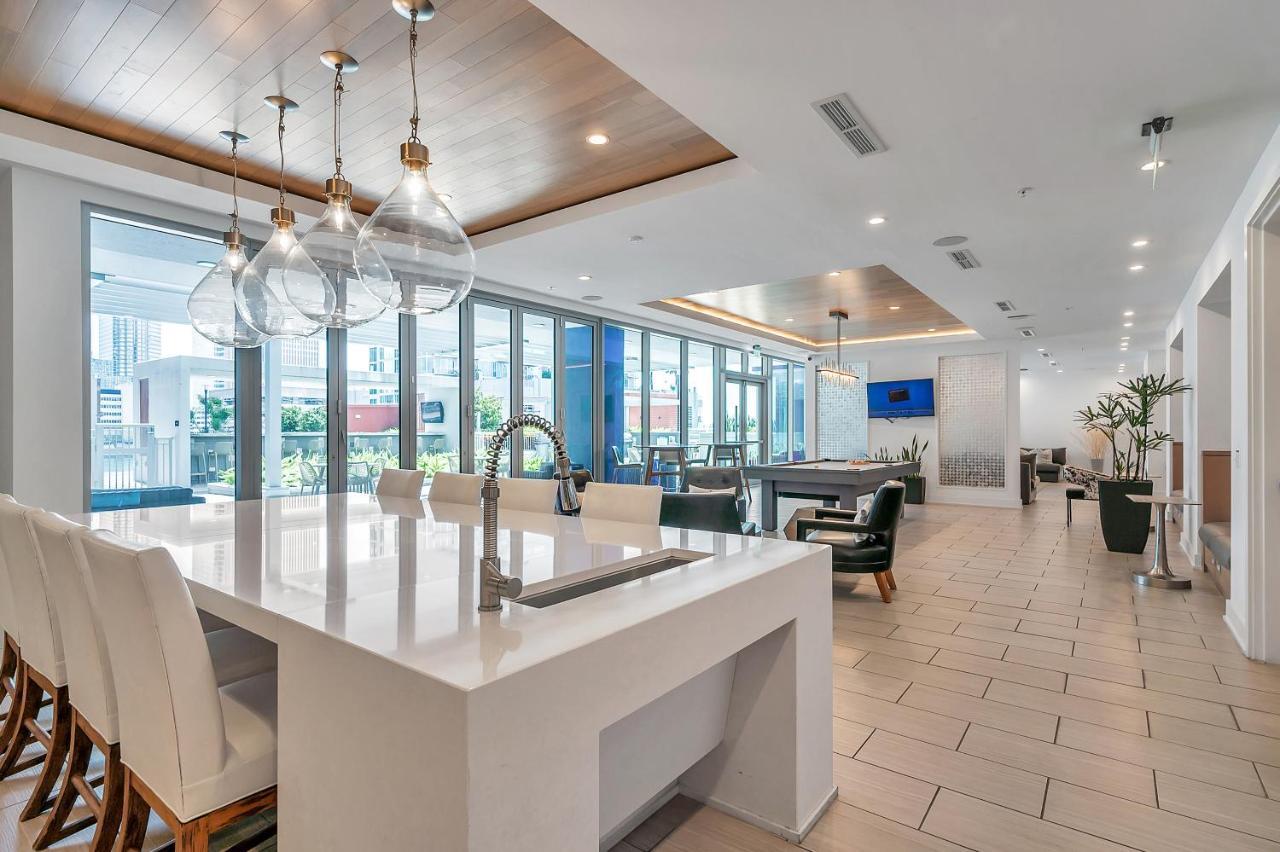 Luxury 1 Bedroom With Den Downtown Tampa Apt - City Views, Rooftop Pool, Workspace Екстериор снимка