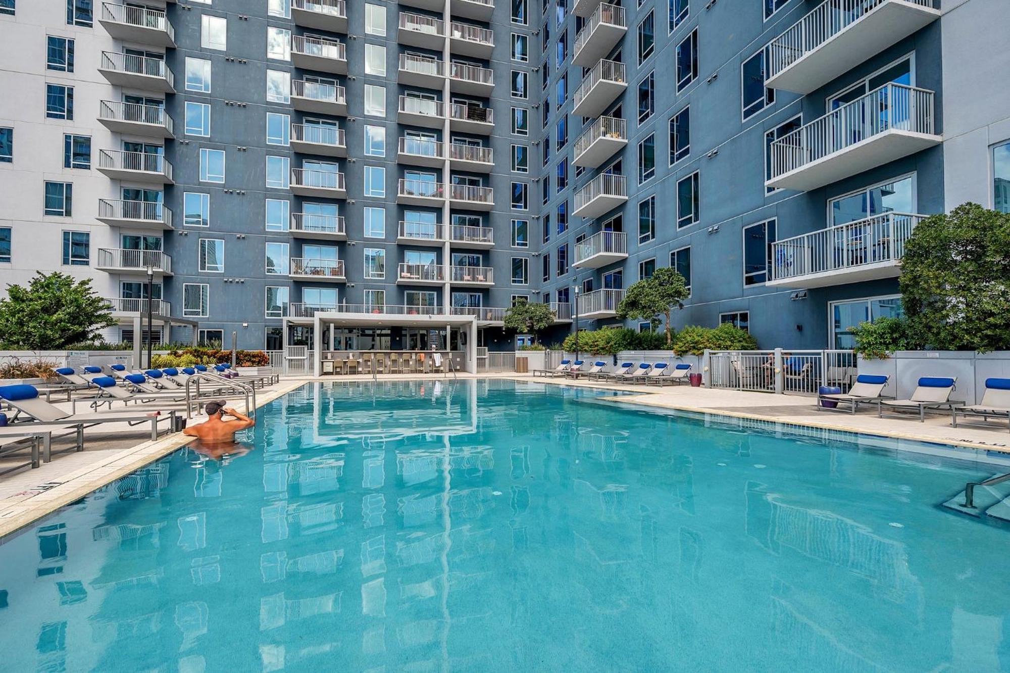 Luxury 1 Bedroom With Den Downtown Tampa Apt - City Views, Rooftop Pool, Workspace Екстериор снимка