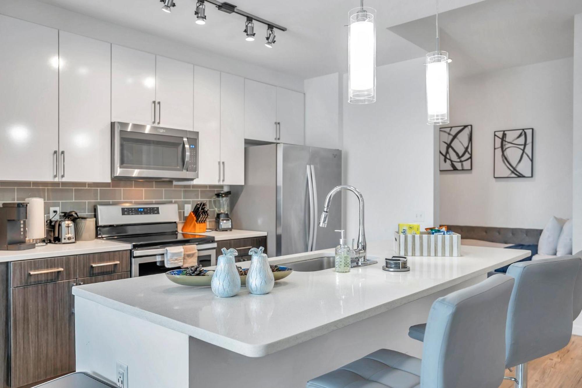 Luxury 1 Bedroom With Den Downtown Tampa Apt - City Views, Rooftop Pool, Workspace Екстериор снимка